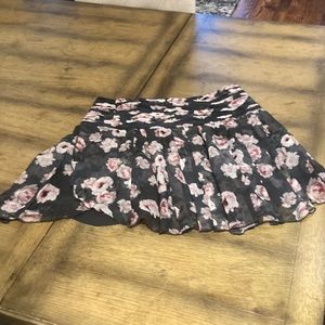 The most delicate floral skirt with pleats